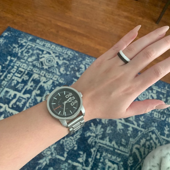 Diesel DZ1370 Stainless Steel Watch - Picture 5 of 8